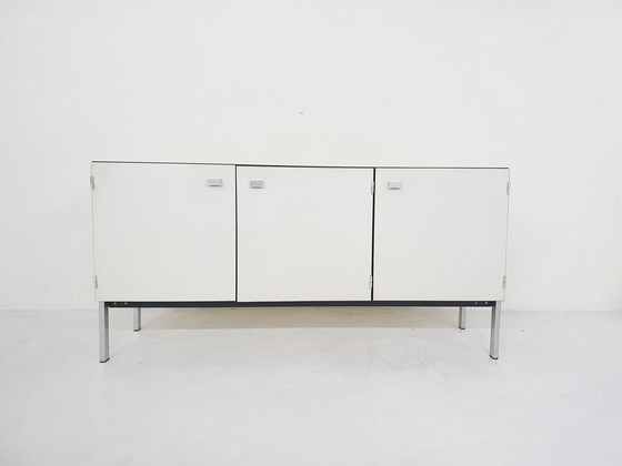 Image 1 of Pierre Guariche voor Meureop dressoir