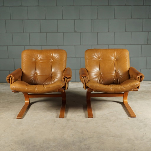 2x Vintage Elsa & Nordahl Solheim Kengu fauteuils