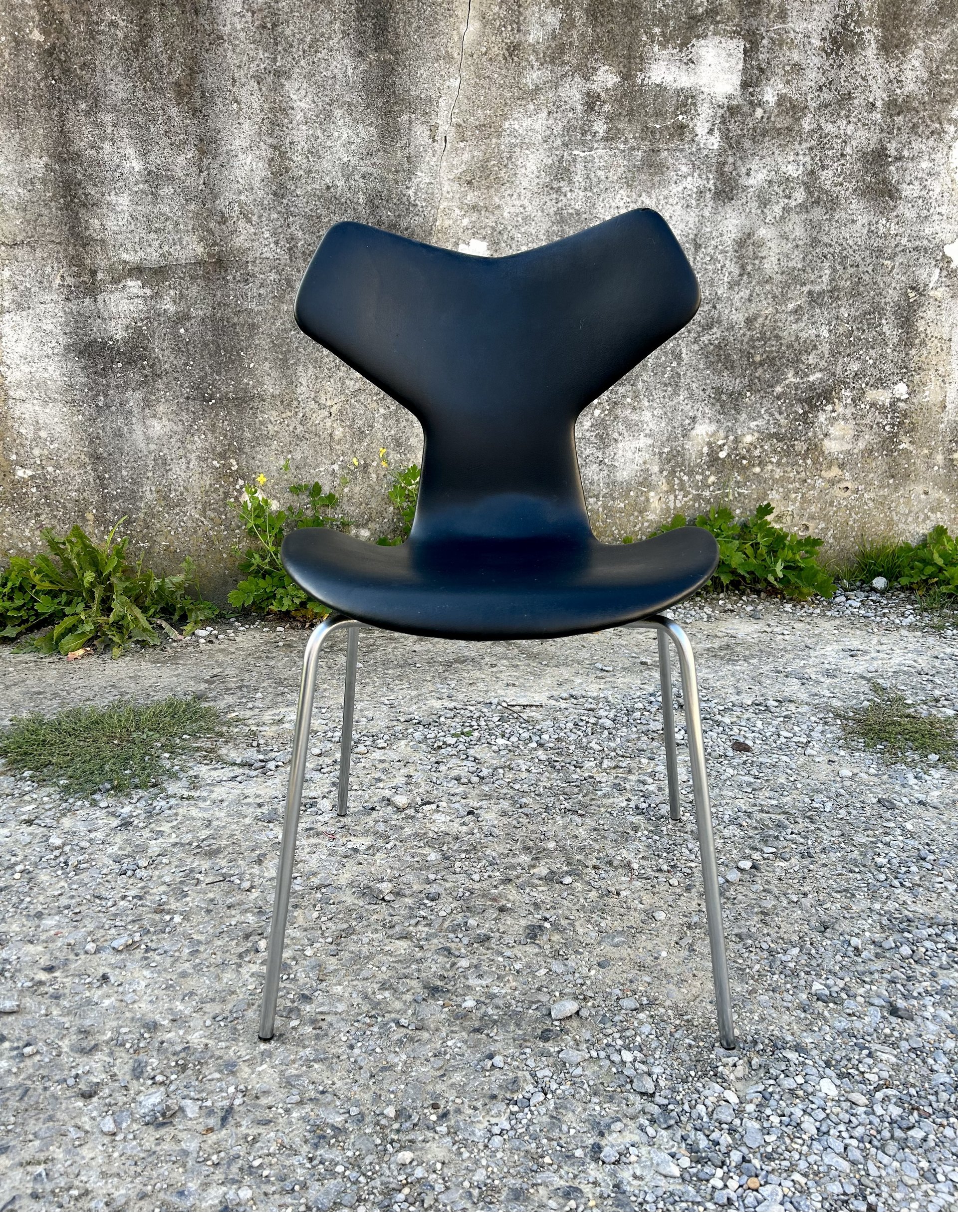 Arne Jacobsen voor Fritz Hansen Grand Prix stoel 450 Whoppah