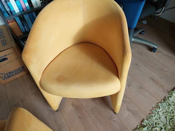 Image 1 of 2 design eetkamerstoelen, model Foxtrot