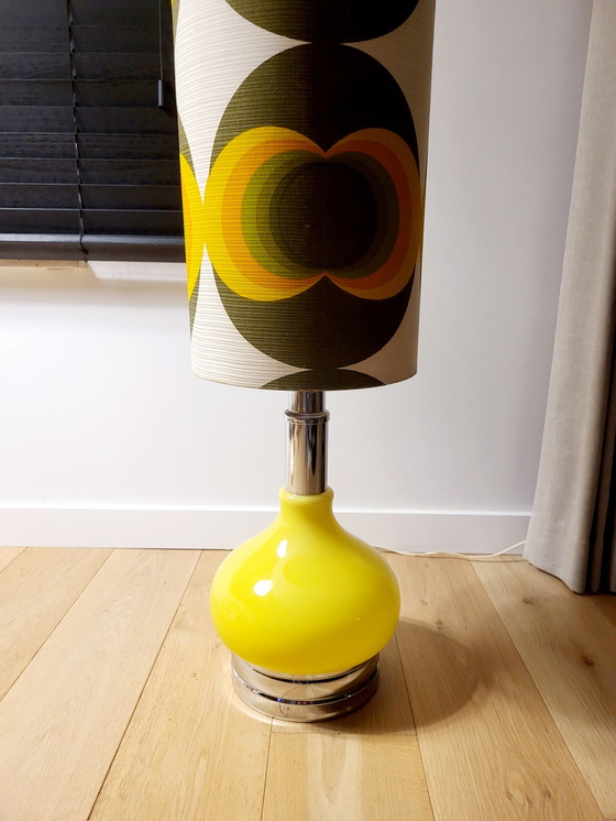 Image 1 of Retro XL vloerlamp met glazen voet jaren 60