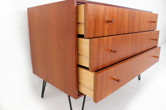 Image 1 of Mid-century teakhouten dressoir, ladekast van de Oldenburger Möbelwerkstätten