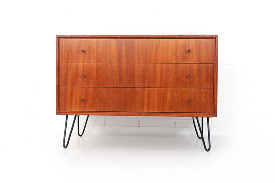 Image 1 of Mid-century teakhouten dressoir, ladekast van de Oldenburger Möbelwerkstätten