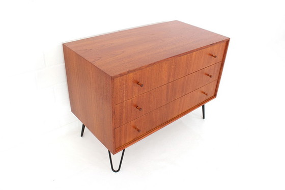 Image 1 of Mid-century teakhouten dressoir, ladekast van de Oldenburger Möbelwerkstätten