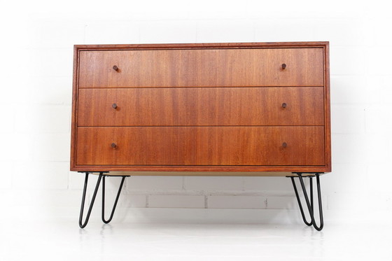 Image 1 of Mid-century teakhouten dressoir, ladekast van de Oldenburger Möbelwerkstätten