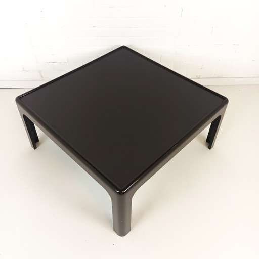 Vintage salontafel Peter Ghyczy