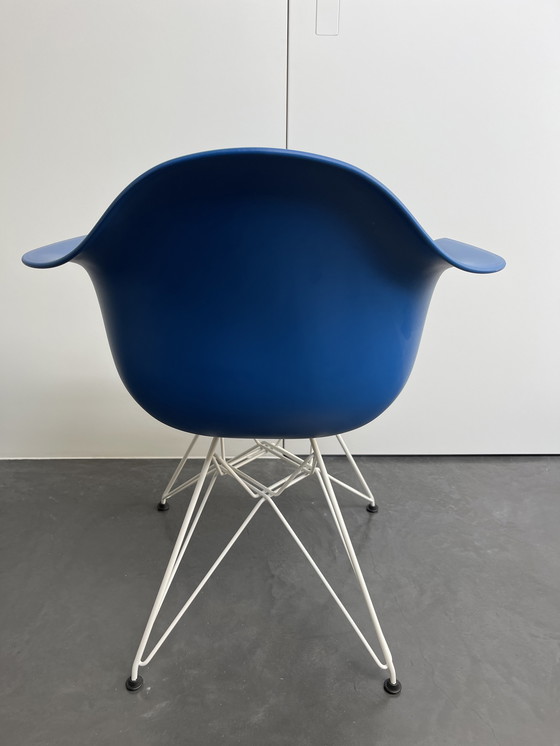 Image 1 of Vitra DAR stoel nieuw