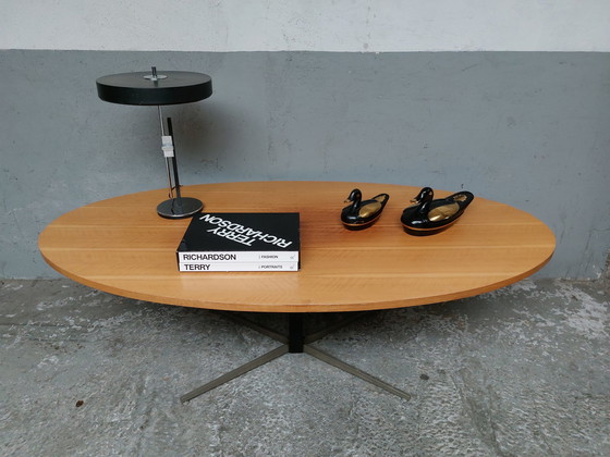 Image 1 of Wilhelm Renz ovale salontafel