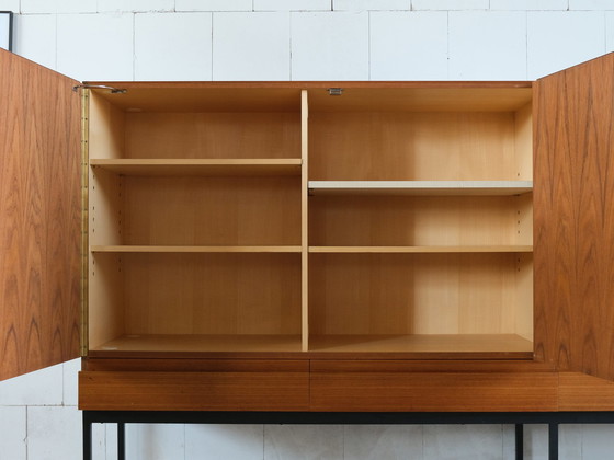 Image 1 of Highboard B60 van Dieter Waeckerlin voor Behr International