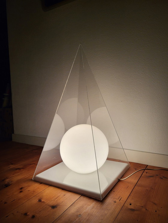 Image 1 of Piramide lamp