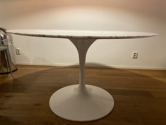 Image 1 of Carrara marmer tafel rond