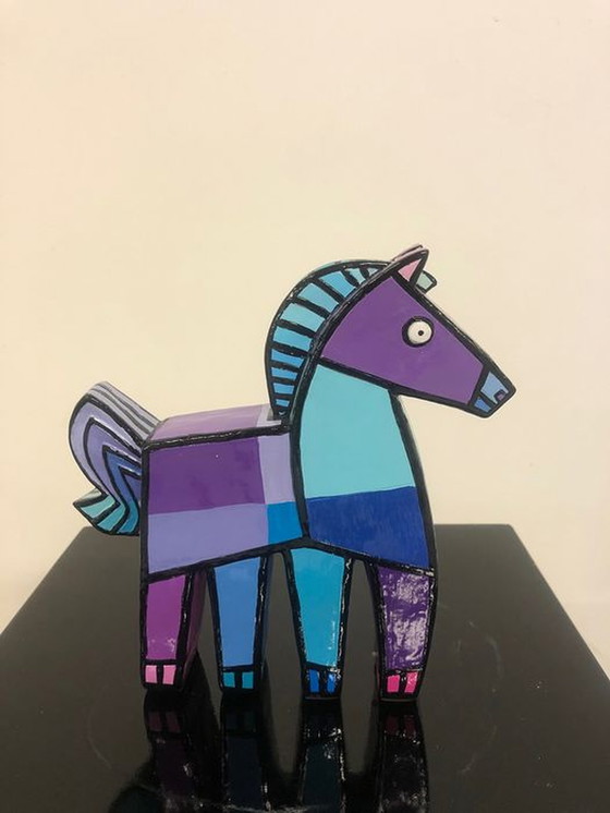 Image 1 of Paard (Horse Purple). Jacqueline Schäfer 