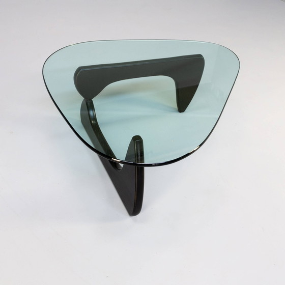 Image 1 of Isamu Noguchi salon tafel