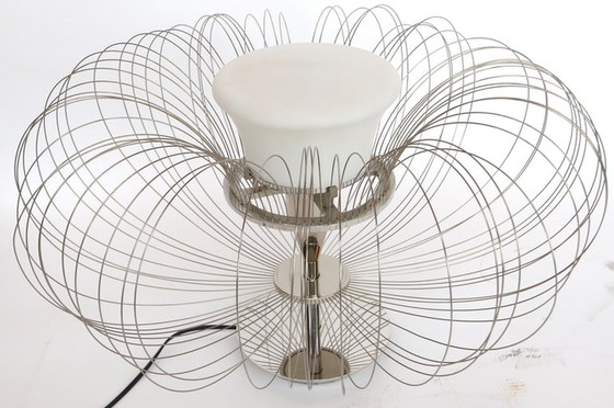 Image 1 of Steel Flower tafel lamp van Luminara