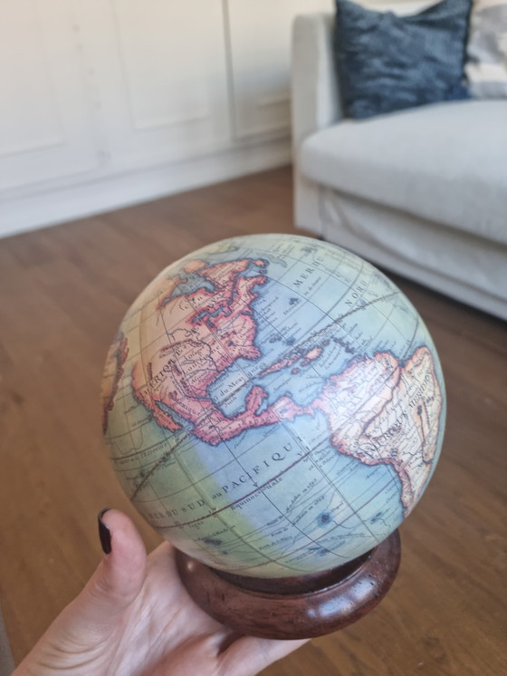 Image 1 of Vintage aardebol