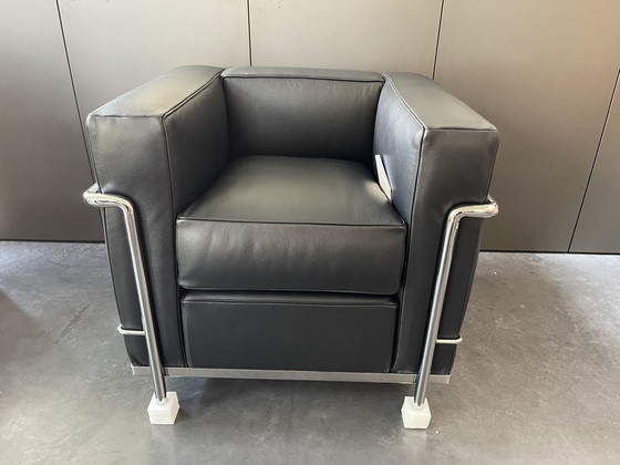 Image 1 of 2x Cassina LC2 stoel