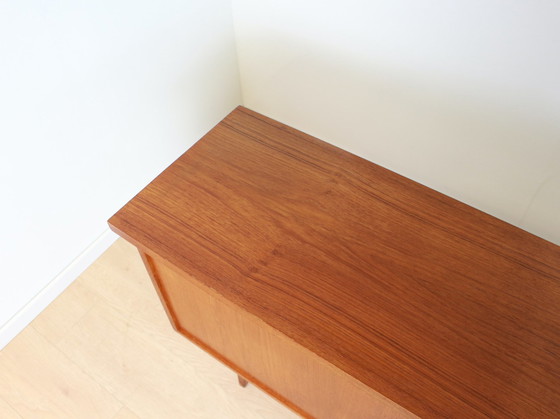 Image 1 of Vintage teak dressoir