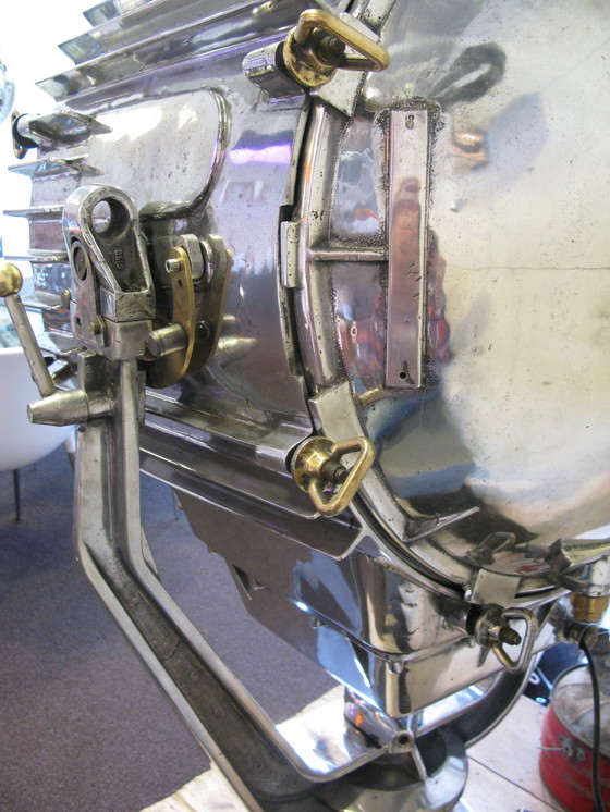 Image 1 of Vintage zoeklicht