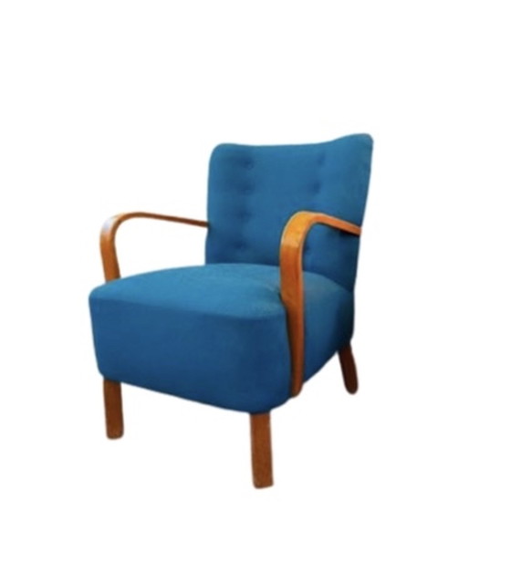Image 1 of Vintage Clubchair Blue
