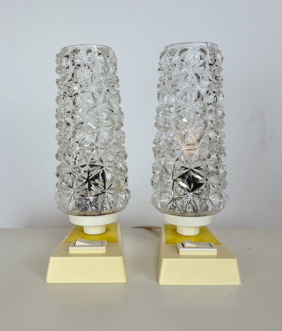 Image 1 of Set nachtlampjes met decoratief glas, 1960’s (2)