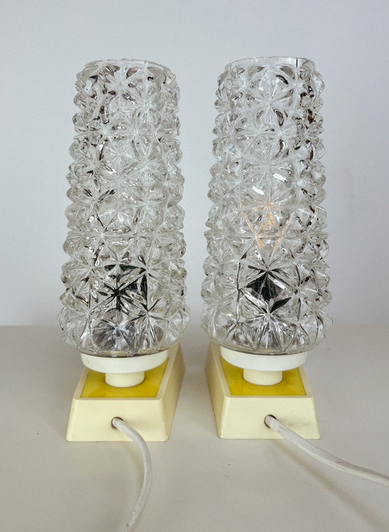 Image 1 of Set nachtlampjes met decoratief glas, 1960’s (2)