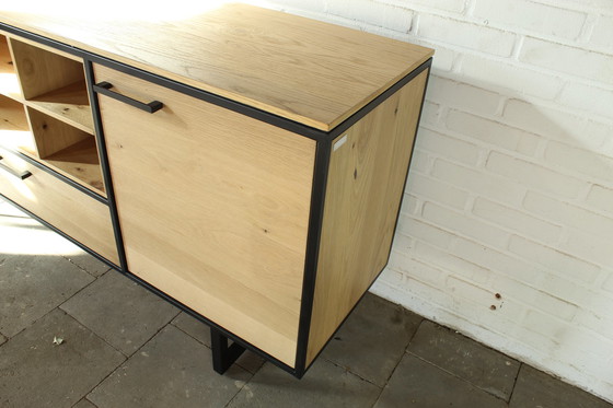 Image 1 of Demomodel Xooon design dressoir 240cm met verlichting type Belo.