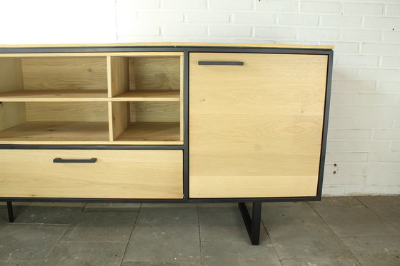 Image 1 of Demomodel Xooon design dressoir 240cm met verlichting type Belo.