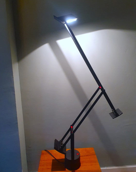 Image 1 of Artemide Tizio bureaulamp by Richard Sapper.