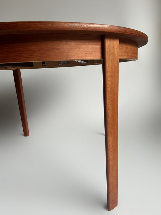 Image 1 of Omann Jun teak eettafel