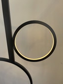Leolux Pode Osun vloerlamp