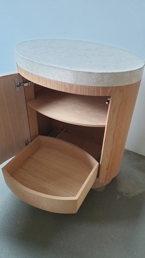 Image 1 of Vera Dressoir