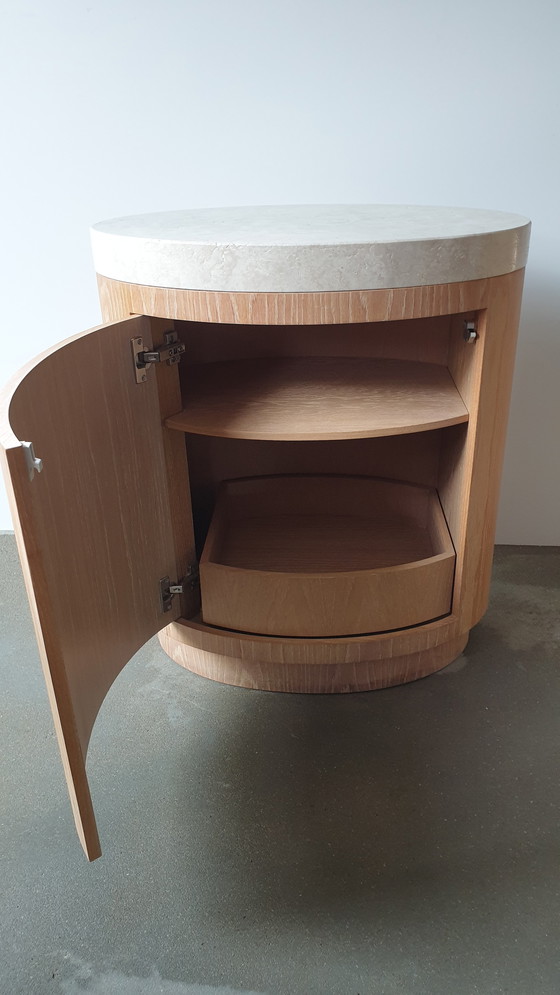 Image 1 of Vera Dressoir