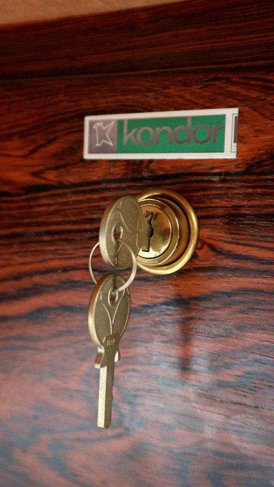 Image 1 of Groot zeldzaam vintage rio palissander hoekbureau / directiebureau uit de jaren ’60