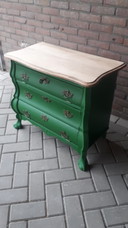 Groen vintage buikkastje
