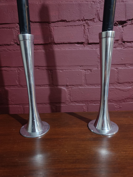 Image 1 of Twee vintage metalen kandelaars