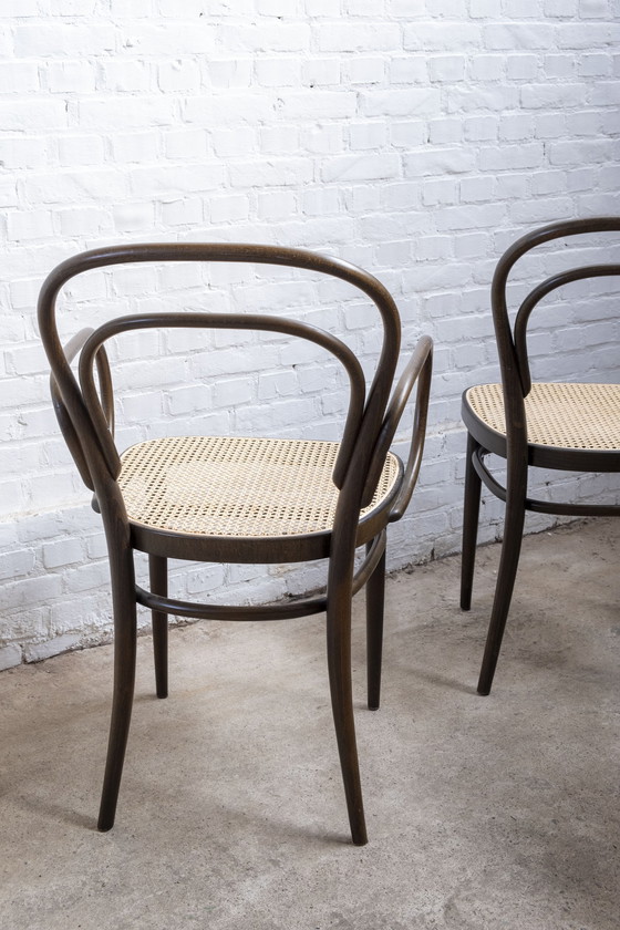 Image 1 of Set van 6 Thonet 214 en 214F stoelen