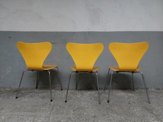 Image 1 of 3x Arne Jacobsen Stoelen for Fritz Hansen