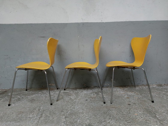 Image 1 of 3x Arne Jacobsen Stoelen for Fritz Hansen