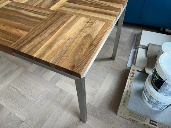 Image 1 of Hulshoff Flex Care Noten/ Roestvrij staal tafel