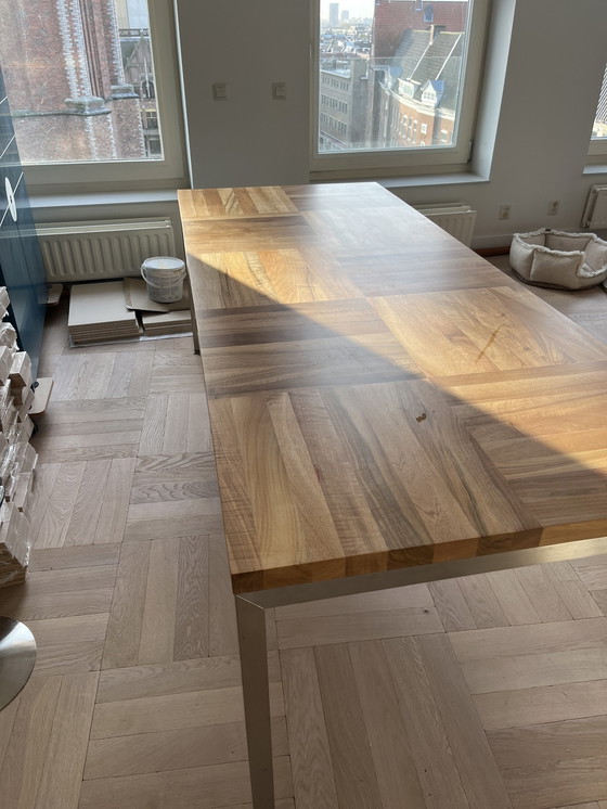 Image 1 of Hulshoff Flex Care Noten/ Roestvrij staal tafel