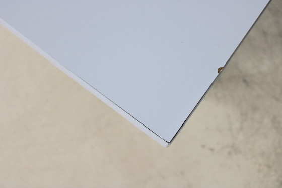 Image 1 of Vintage wachtkamerbankje met tafel