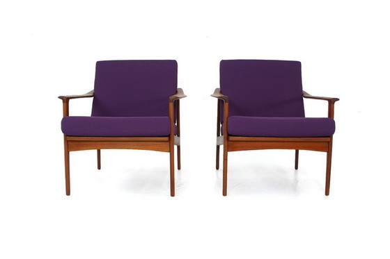 Image 1 of 2x Ib Kofod-Larsen voor Selig, Mid Century Deense Teakhouten Loungestoel / Fauteuil, nieuwe kussens, nieuwe hoes