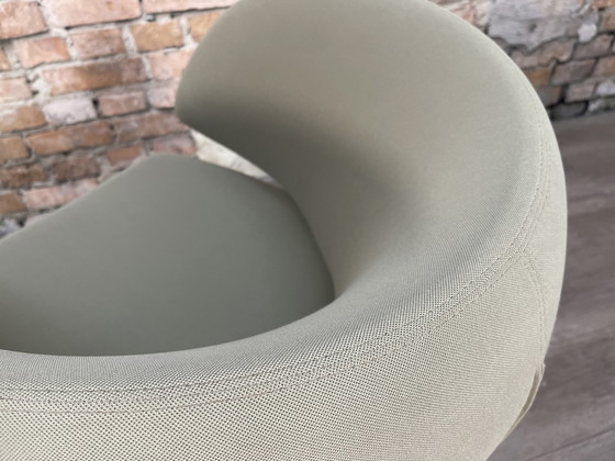 Image 1 of Artifort Pinq Lounge creme fauteuil