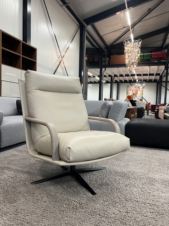 Image 1 of Leolux Kudo Draai fauteuil Off-White leer