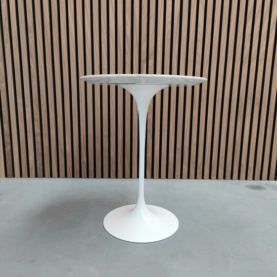 Image 1 of Knoll Saarinen tafel