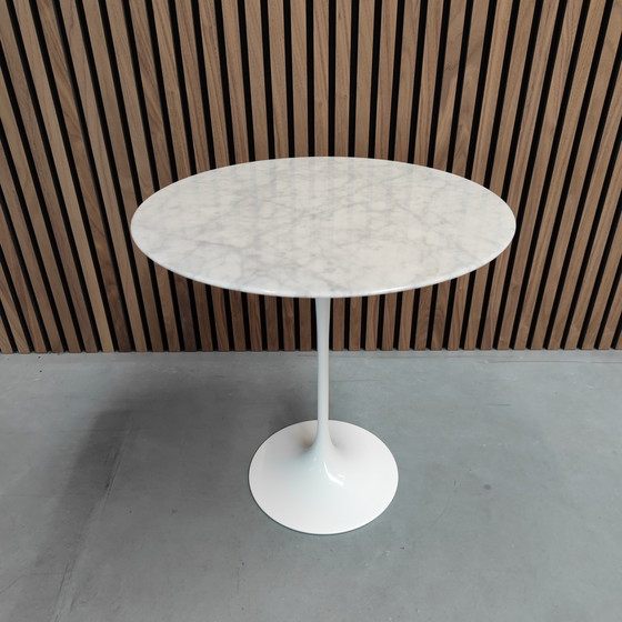 Image 1 of Knoll Saarinen tafel