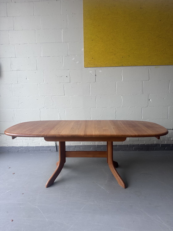 Image 1 of Vintage eettafel massief uitschuifbaar 