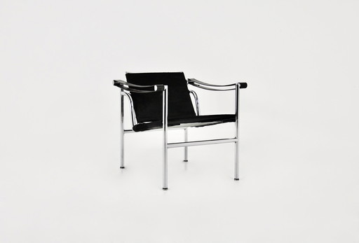 Koeienhuid LC1 fauteuils van Le Corbusier voor Cassina, jaren 70