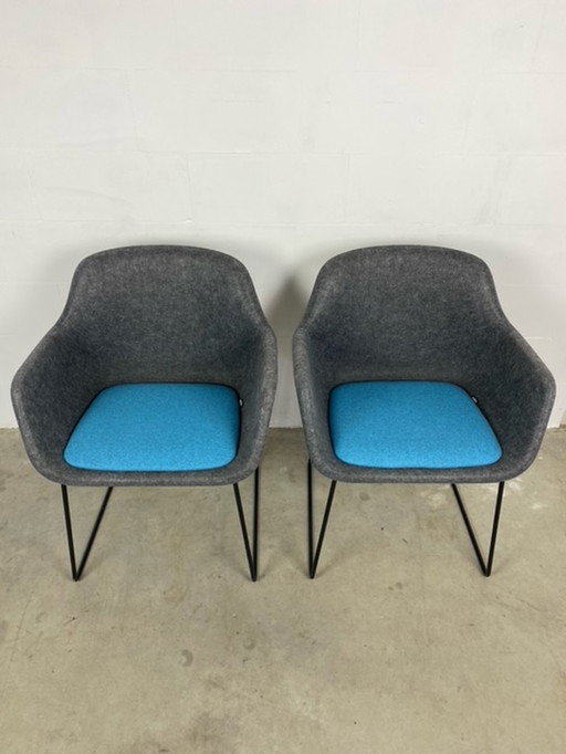 2x Vepa Felt chair sledestoel