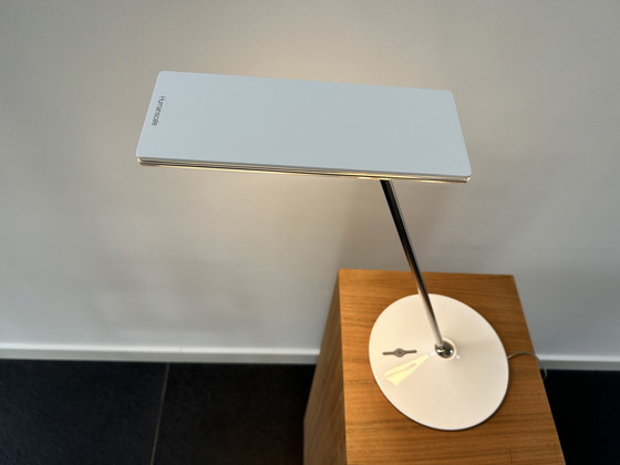 Image 1 of Humanscale horizon tafellamp